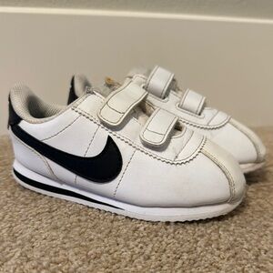 Nike White and Black Velcro Sneakers